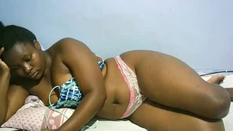 nicole online show from March 5, 8:21 pm