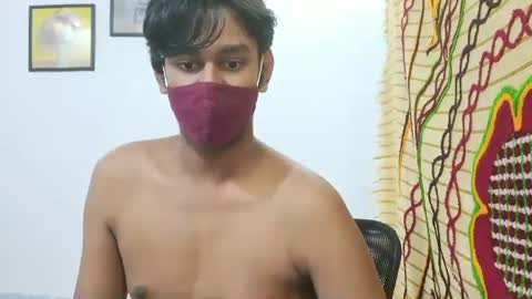 brownguy2505 online show from September 18, 7:07 pm