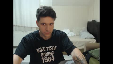 brownhaiir online show from May 22, 11:00 pm