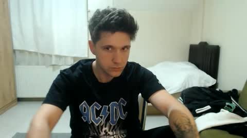 brownhaiir online show from May 25, 7:53 pm