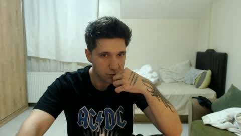 brownhaiir online show from May 29, 8:07 pm