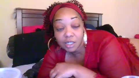 brownroundrenee online show from September 25, 10:44 am