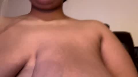 EtherealLilac online show from February 12, 8:49 am