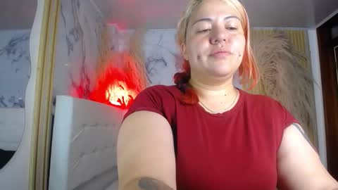 Bruja SCarlata online show from December 17, 11:39 am