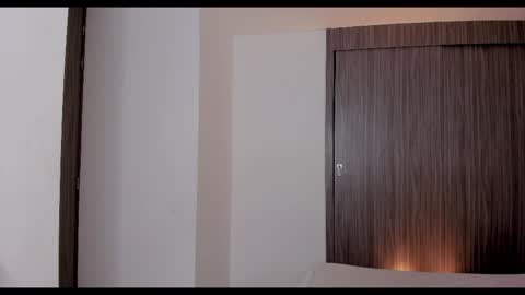 Snapshot of brunnahart chatting on September 24, 5:14 am     online show from September 24, 5:14 am