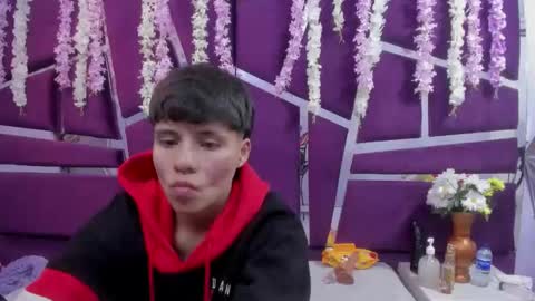 Bruno Cruz online show from December 18, 3:24 am