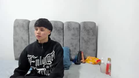 Bruno Cruz online show from April 17, 2:36 am