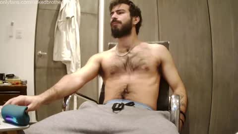 brunobaibe online show from February 28, 2:31 am