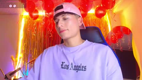 Snapshot of bryam_hot chatting on September 27, 1:14 am BRYAM INDEPENDENT MODEL online show from September 27, 1:14 am