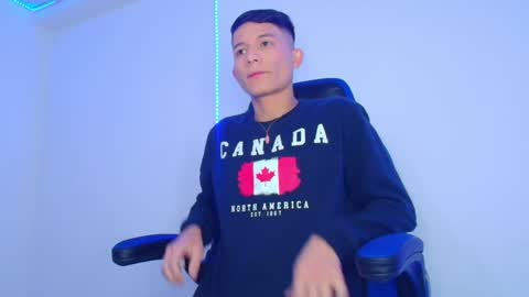 Snapshot of bryam_hot chatting on February 3, 12:47 am BRYAM INDEPENDENT MODEL online show from February 3, 12:47 am