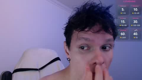 bryamado online show from April 19, 4:57 am