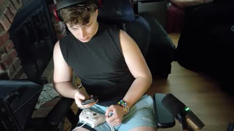 BubblebuttBdn online show from June 3, 11:10 pm