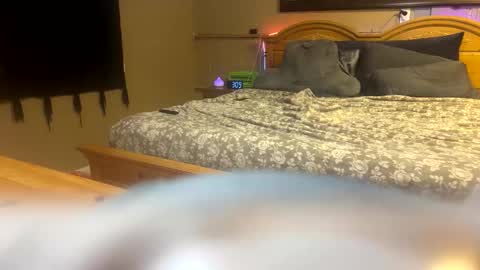 bubbles online show from May 16, 8:11 am