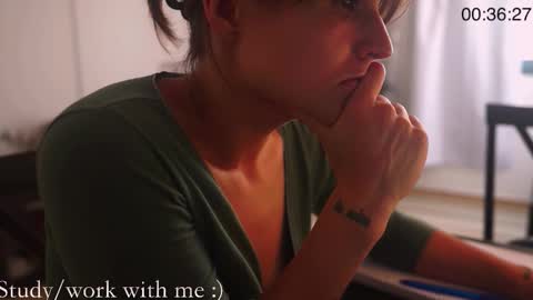 Mira  online show from March 9, 7:18 pm