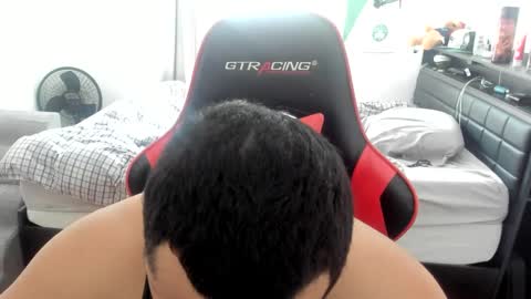 buffsexyman24 online show from March 10, 5:39 pm