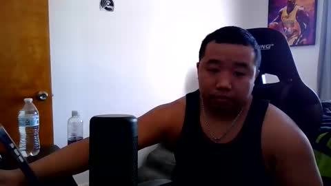 buffsexyman24 online show from March 10, 3:49 pm