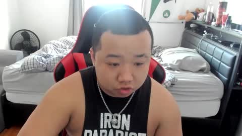 buffsexyman24 online show from March 2, 3:05 pm