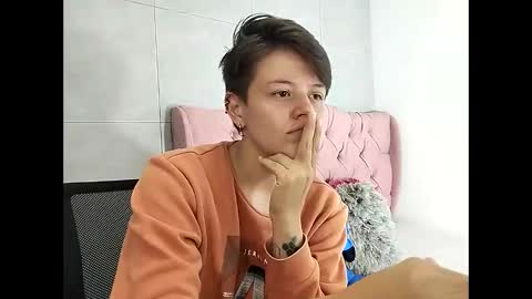 bug2025 online show from October 28, 7:09 am