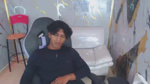 bull_cam online show from November 2, 7:14 pm