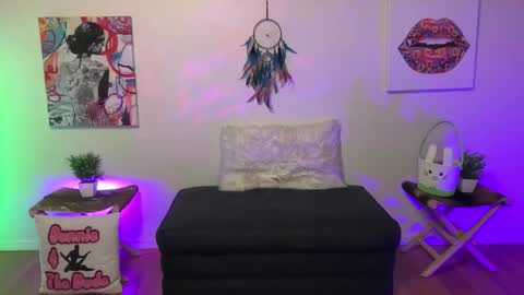 BUNNIE and THE DUDE TheLebowskis online show from April 8, 9:12 am