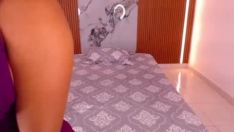 Rossi Hill online show from March 21, 12:32 pm