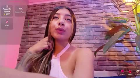 Snapshot of bunny_belle1 chatting on October 22, 12:29 pm Alexa online show from October 22, 12:29 pm