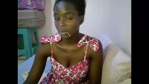 bunny_bliss1 online show from June 2, 7:27 pm