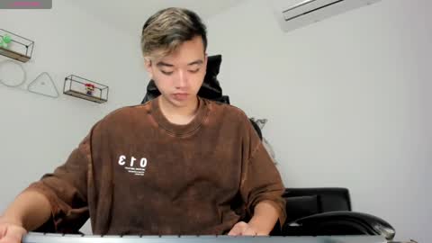 bunny online show from February 24, 12:26 pm