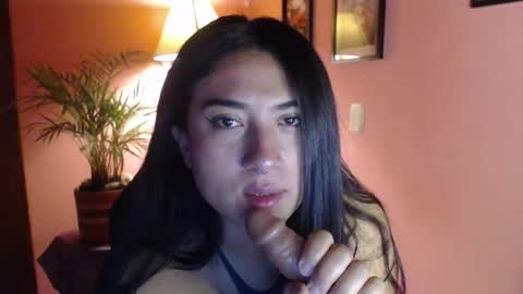 bunnyEmilyR0s33 online show from March 7, 9:42 am