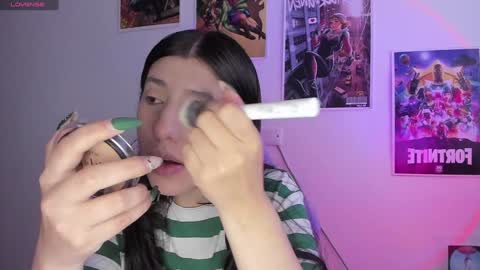 Snapshot of bunnyy09 chatting on January 19, 2:17 pm Jess online show from January 19, 2:17 pm