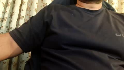 Hairy Arabian online show from April 21, 6:42 am