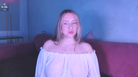 Lissa online show from October 5, 6:59 pm