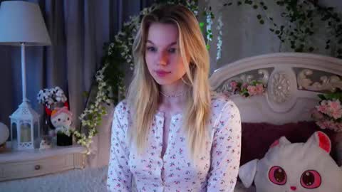 Jessica online show from November 24, 2:27 pm