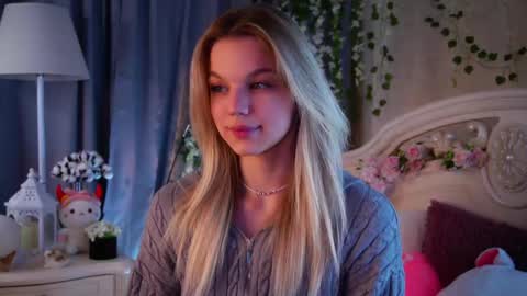 Jessica online show from December 1, 2:26 pm