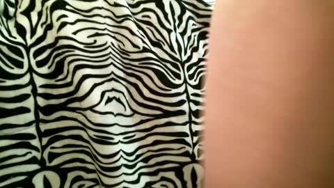 bustinfree online show from October 21, 6:44 pm