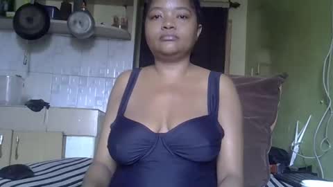 busty kenzi online show from December 26, 7:45 am