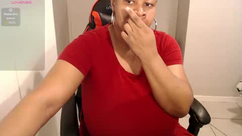 lisa online show from October 2, 6:01 am