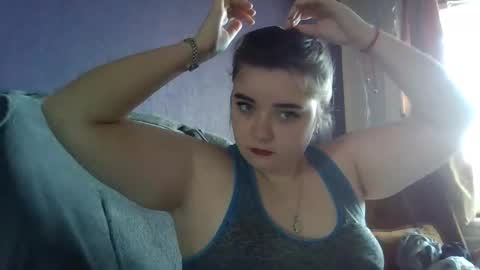 butterfly18988 online show from November 14, 9:44 am