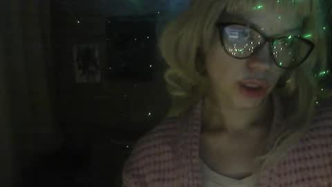 butytoy online show from November 7, 1:30 am