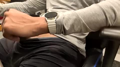 bwhatb online show from November 25, 2:16 pm