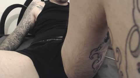 Just Me online show from November 9, 2:37 am