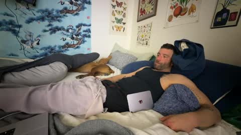 c2cmee online show from April 22, 7:04 am