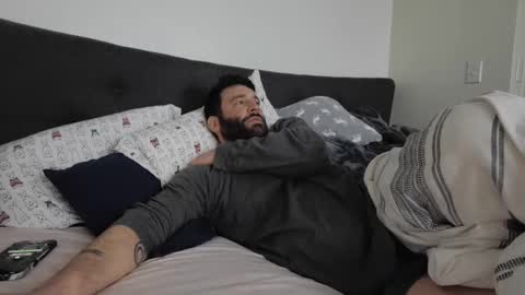 c2cmee online show from December 27, 11:21 pm