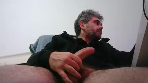 Snapshot of c534963 chatting on March 3, 9:26 pm supersperm online show from March 3, 9:26 pm