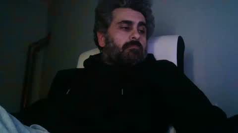 Snapshot of c534963 chatting on December 7, 11:18 pm supersperm online show from December 7, 11:18 pm