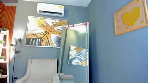 I am Katherine  online show from March 9, 10:53 am