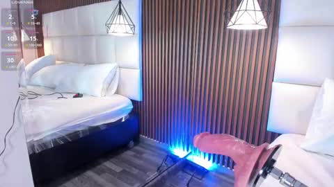 CailynBrown online show from November 13, 4:48 am