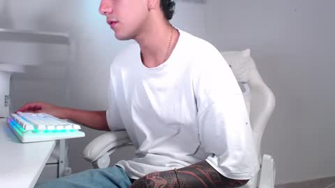 caishenx online show from April 4, 8:27 pm