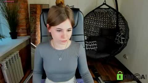 caitlin_c online show from February 27, 7:23 am