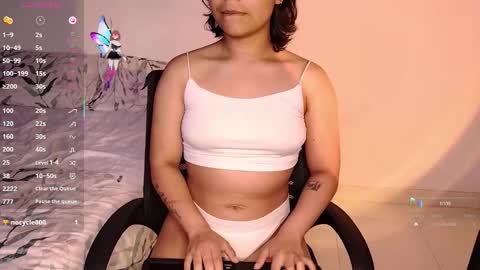 Sofia online show from December 3, 9:15 pm